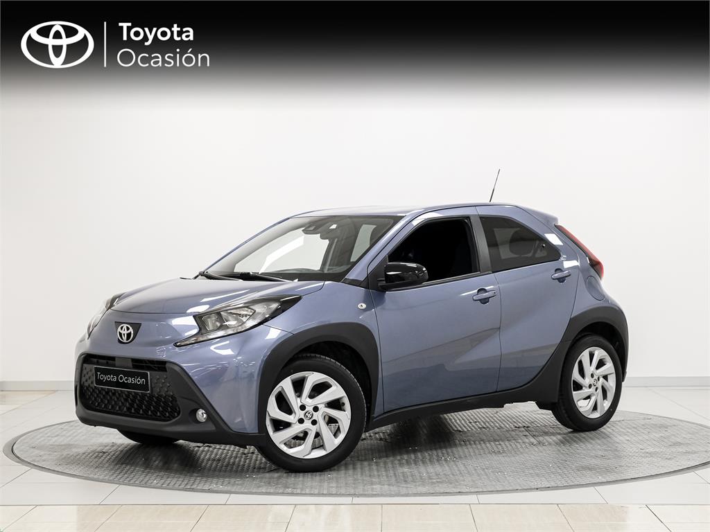 TOYOTA Aygo X Cross Play